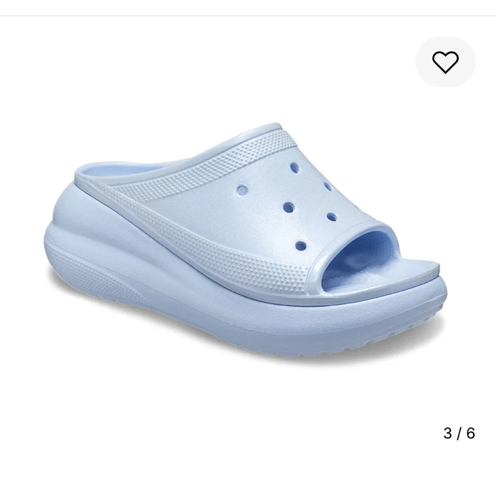 Nwt CROCS crush meta pearl slides‎ nwt